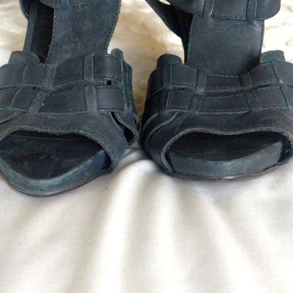 Trouve Leather Gladiator Strap Stiletto Sandal - Picture 7 of 13